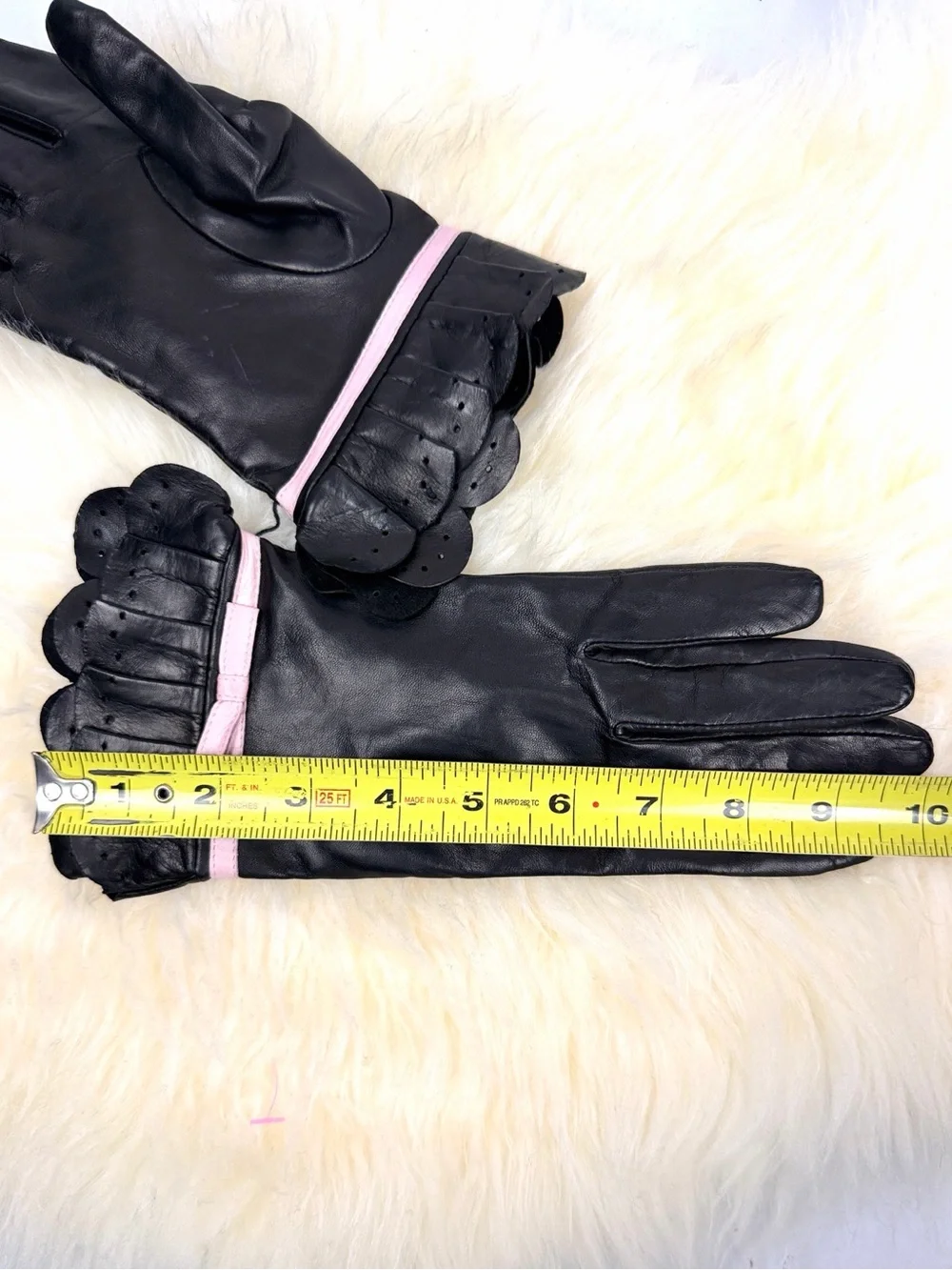Lord & Taylor Black Leather Gloves Size 8 Pink Trim Bow Scalloped Cuff NWT Vtg